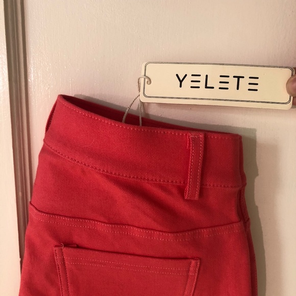 BRIGHT Pink SUPER Stretchy Jeggings, Size L, Never Worn - Picture 3 of 7